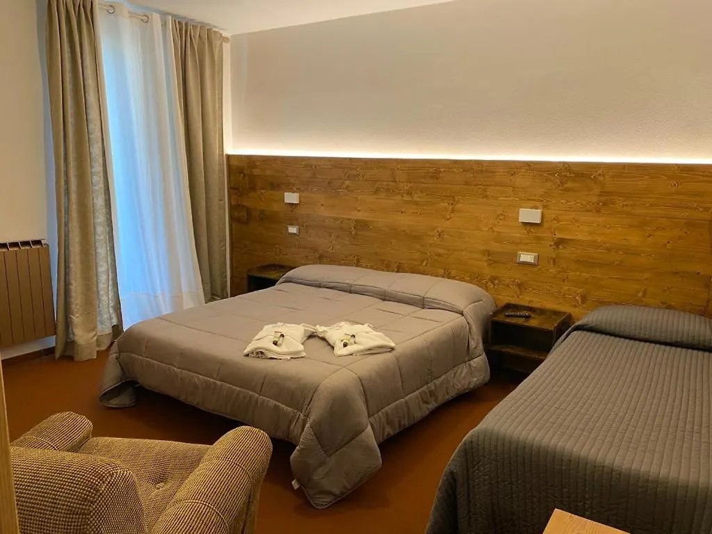 Albergo Quai Monno Hotel