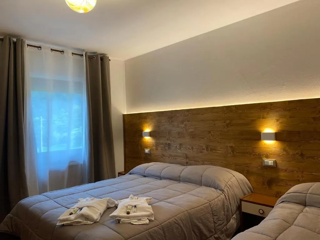 Albergo Quai Monno Italy