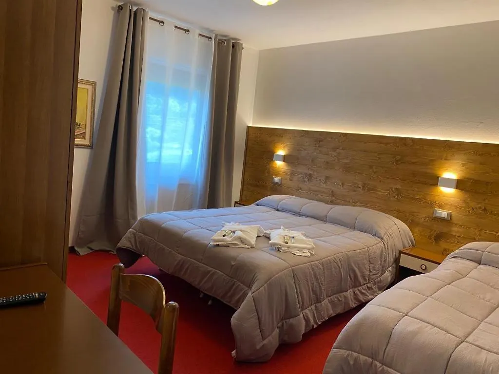 Hotel Albergo Quai Monno